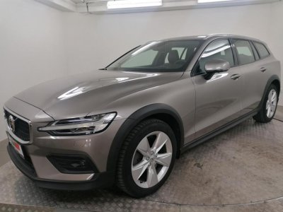VOLVO V60 B4 AWD mild hybrid