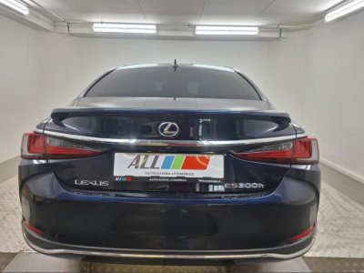 Lexus ES 2,5I R4