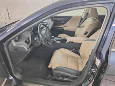 Lexus ES 2,5I R4
