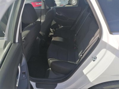 HYUNDAI i30 1,6 CRDi aut. (85 kW, 1596 ccm)