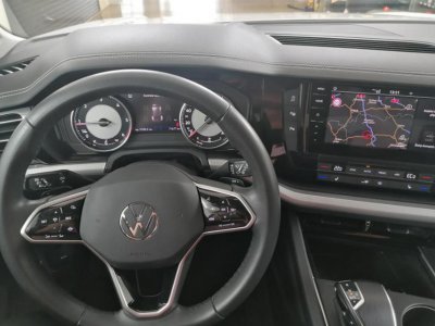 VOLKSWAGEN Touareg 3,0 TDI 8TT, aut. 4x4 (170 kW, 2967 ccm)
