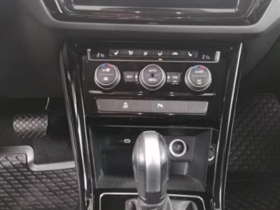 VOLKSWAGEN Touran 1,5 TSI (110 kW, 1498 ccm)