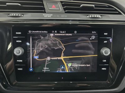 VOLKSWAGEN Touran 1,5 TSI aut. (110 kW, 1498 ccm)