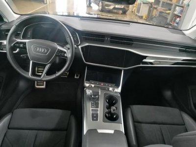 AUDI A6 50 TDI (210kW/ 2967 ccm)