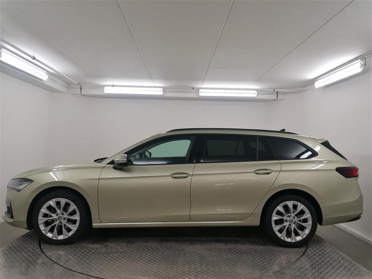 ŠKODA Superb 2,0 TDI aut. (110 kW, 1968 ccm)