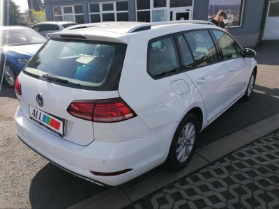 VOLKSWAGEN Golf 1,6 TDI aut. (85 kW, 1598 ccm)