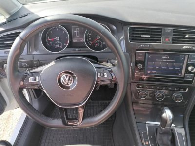 VOLKSWAGEN Golf 1,6 TDI aut. (85 kW, 1598 ccm)