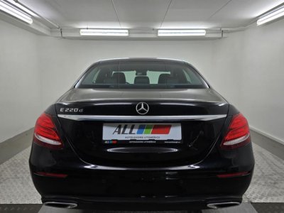 MERCEDES BENZ E 220d 2,0 d (143 kW, 1950 ccm)