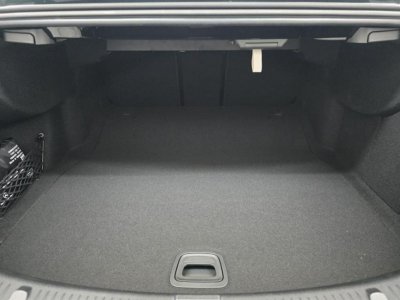 MERCEDES BENZ E 220d 2,0 d (143 kW, 1950 ccm)
